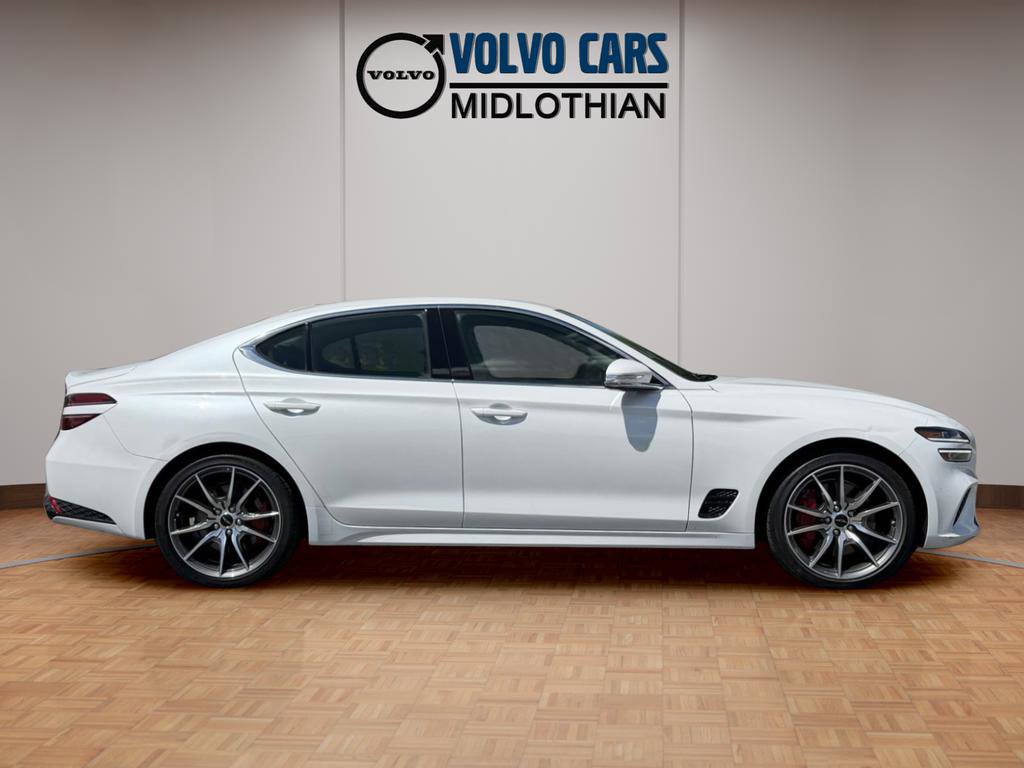 Used 2025 Genesis G70 2.5T image 19