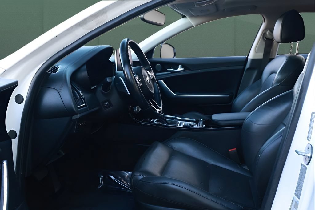 Used 2019 Kia Stinger Premium RWD image 19