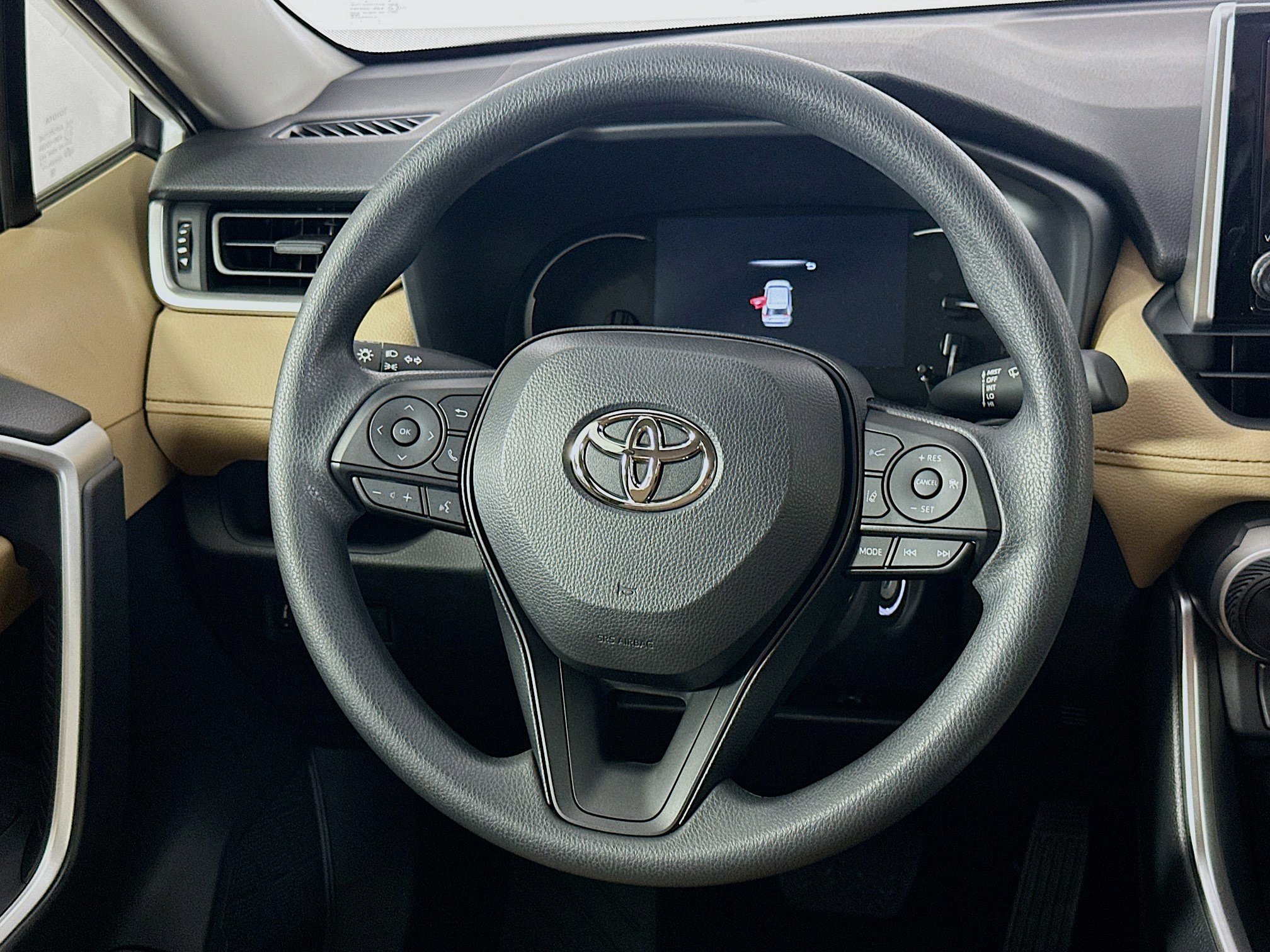 Used 2025 Toyota RAV4 LE image 18
