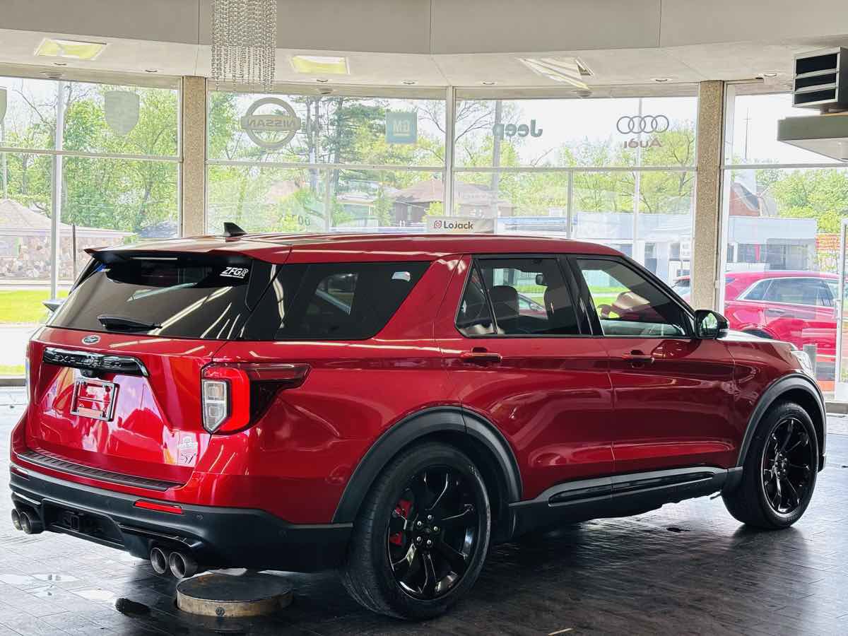 Used 2021 Ford Explorer ST w/ ST Street Pack AWD/4WD image 6