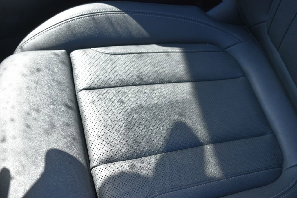 Used 2025 BMW i4 eDrive40 RWD image 11