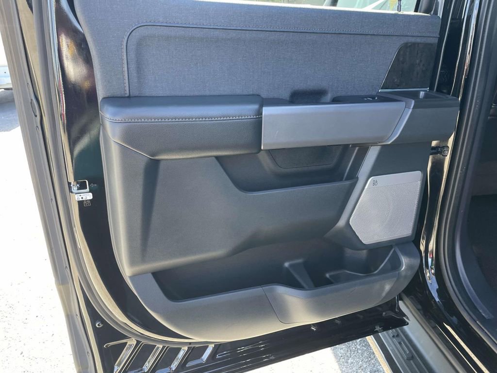 Certified 2022 Ford F150 Lightning Lariat image 23