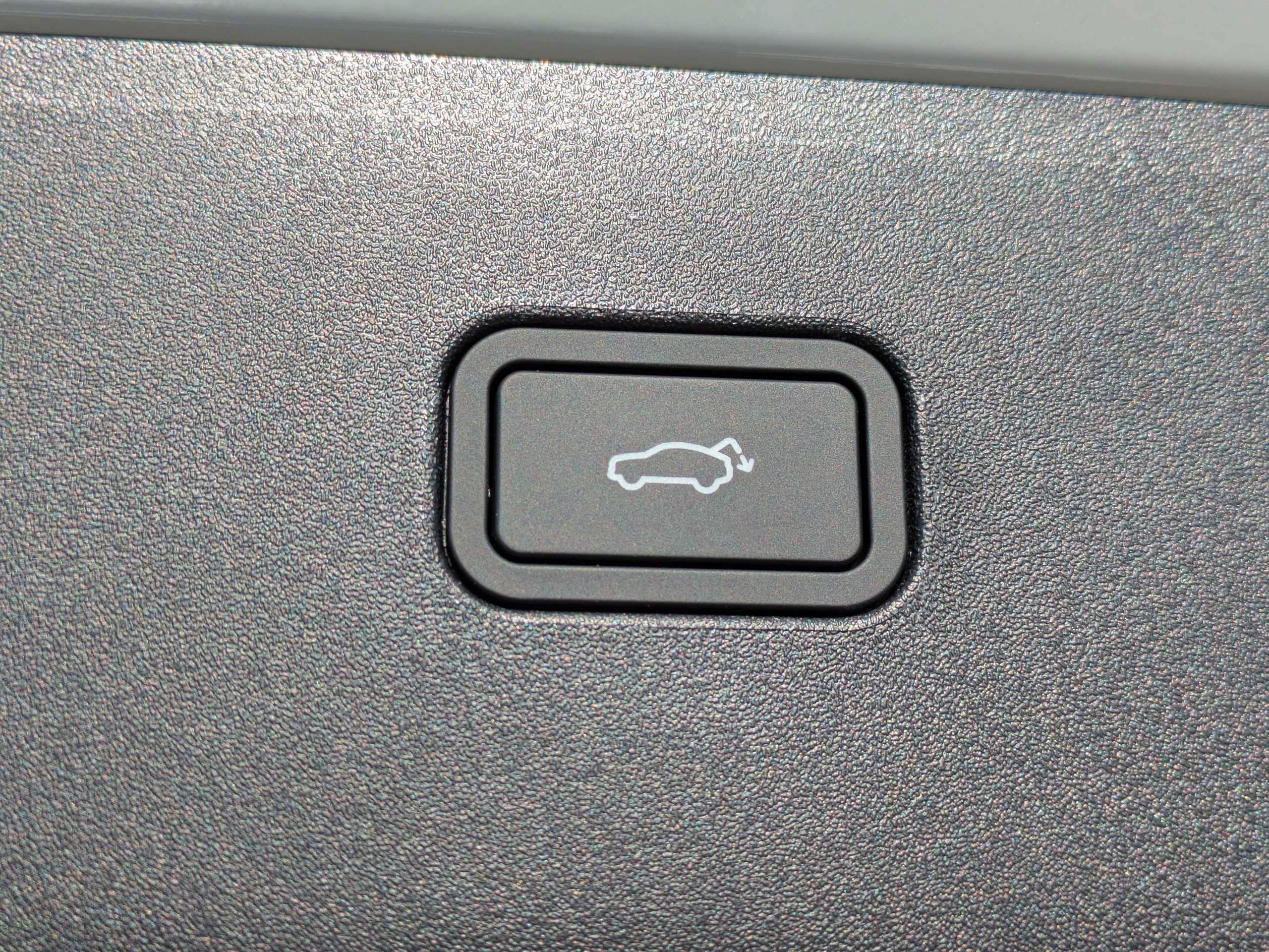 New 2025 Volvo EX30 Ultra w/ Protection Package Premier AWD/4WD image 14