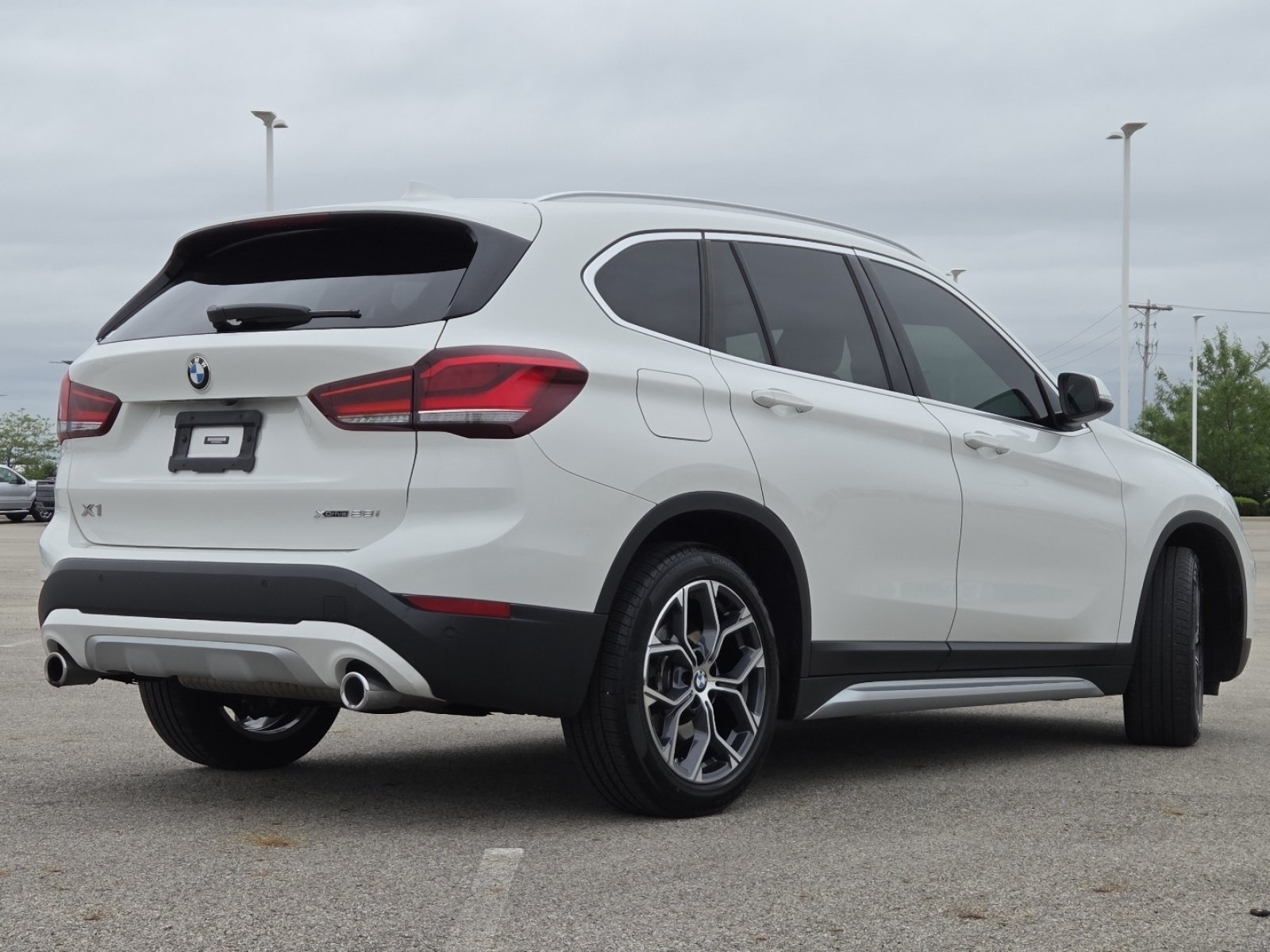 Used 2022 BMW X1 xDrive28i w/ Convenience Package AWD/4WD image 19