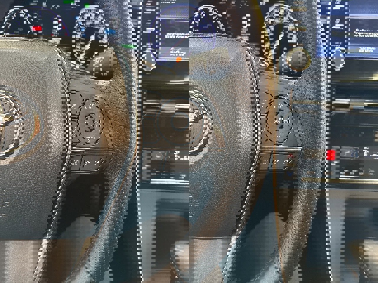 Certified 2020 Toyota Avalon XSE image 21