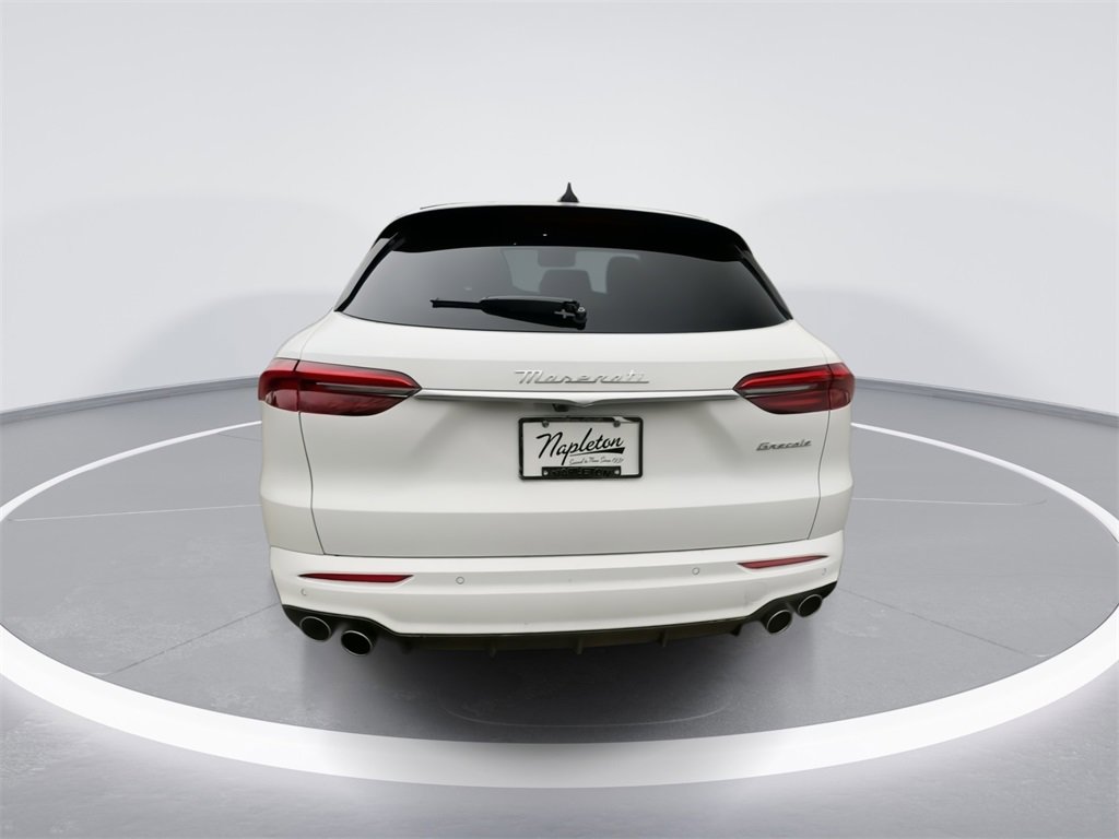 New 2024 Maserati Grecale GT image 9