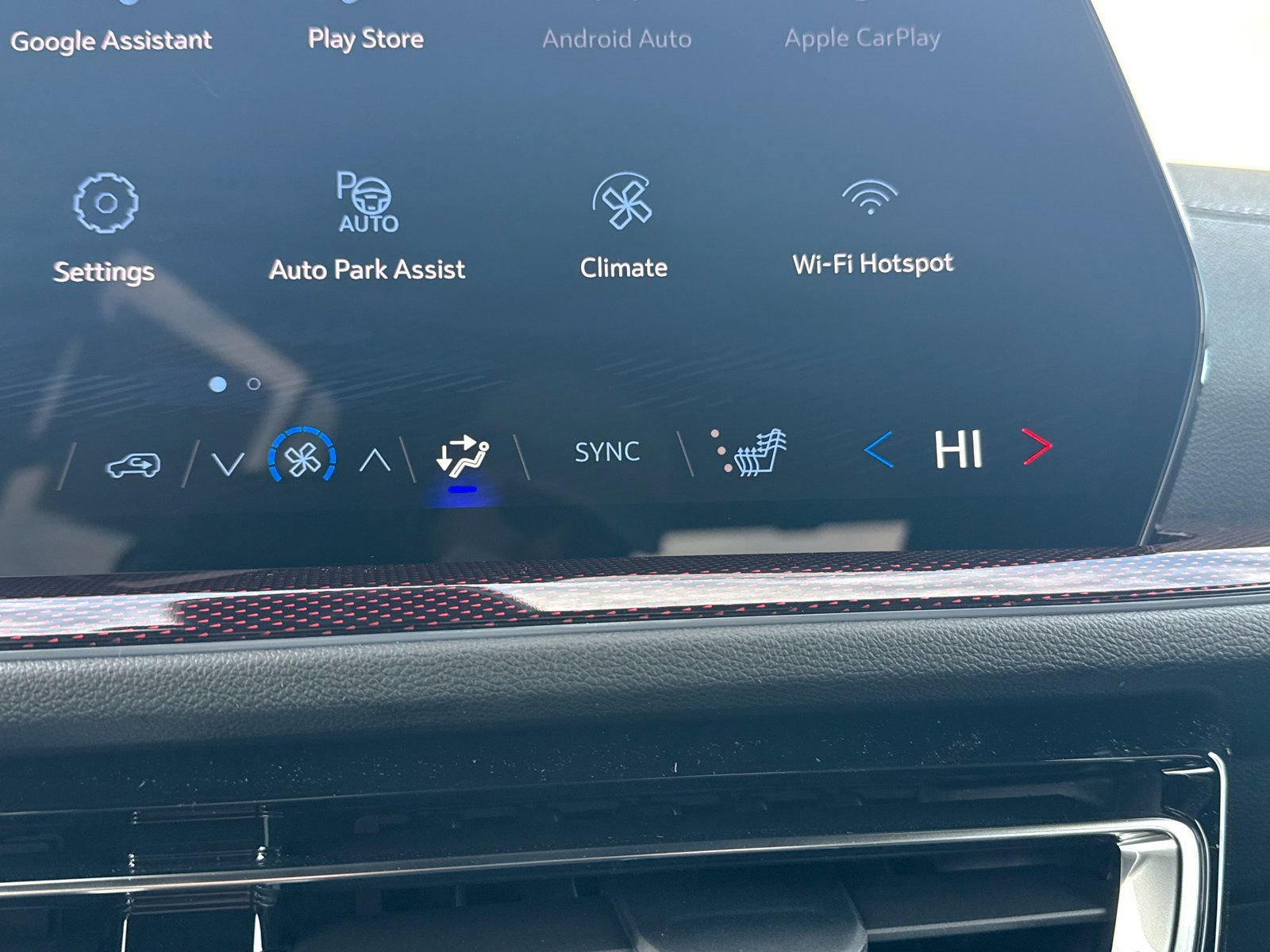 New 2026 Chevrolet Traverse Z71 w/ Enhanced Driving Package AWD/4WD image 27