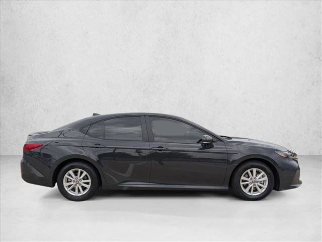 Used 2026 Toyota Camry LE FWD image 4