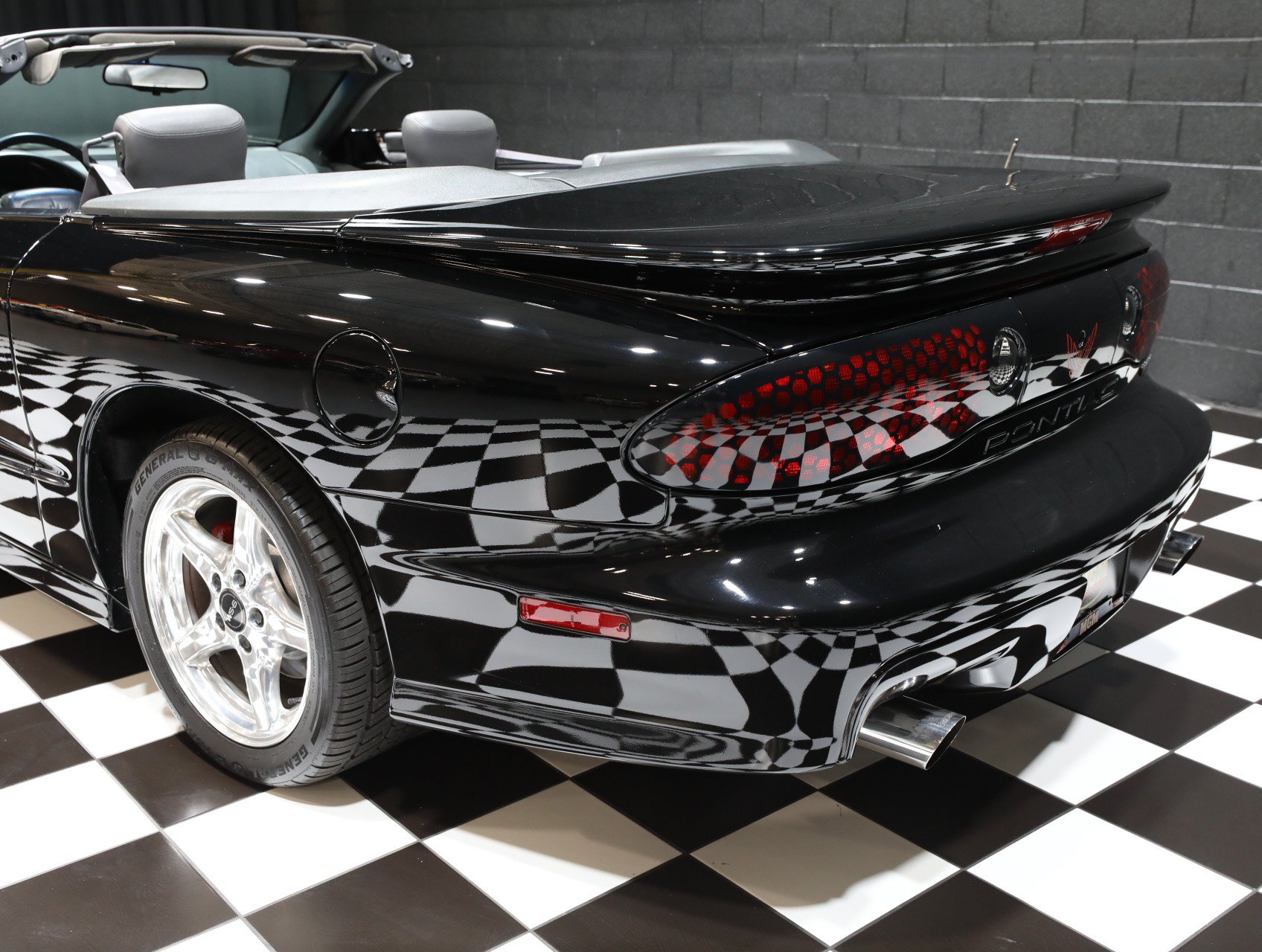 Used 1999 Pontiac Firebird Trans Am RWD image 35