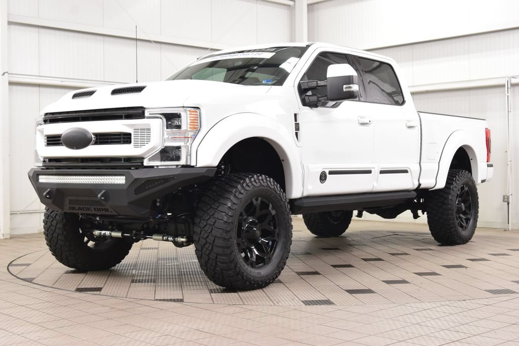 Used 2022 Ford F250 Lariat w/ Lariat Ultimate Package AWD/4WD image 3