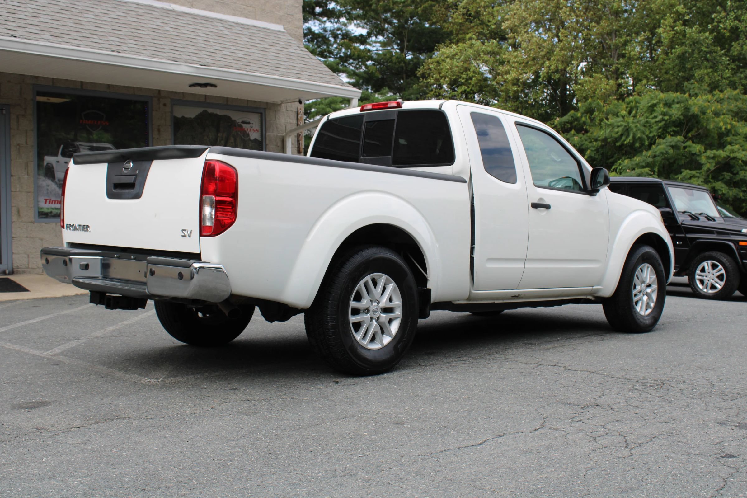 Used 2021 Nissan Frontier SV RWD image 6