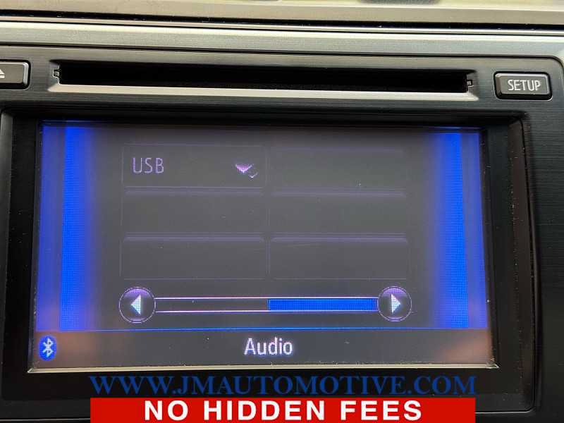 Used 2013 Toyota Camry XLE w/ Convenience Pkg FWD image 25