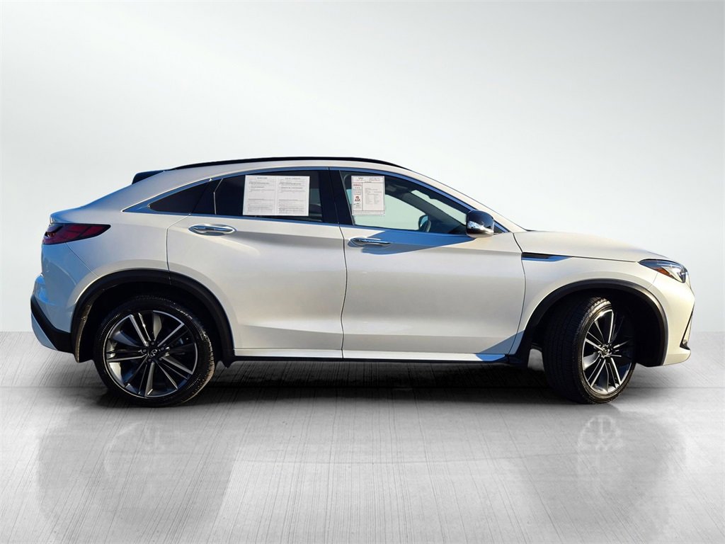 Certified 2025 INFINITI QX55 Luxe w/ Cargo Package image 3