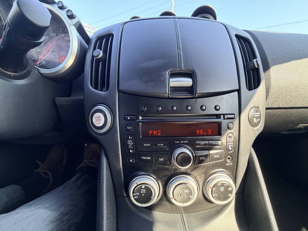 Used 2012 Nissan 370Z Touring RWD image 56