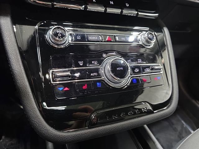 Certified 2022 Lincoln Corsair AWD w/ Premium Package image 20