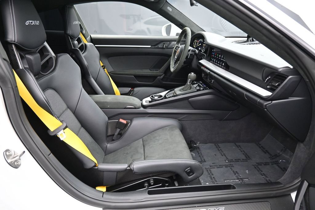 Used 2025 Porsche 911 GT3 RS RWD image 28