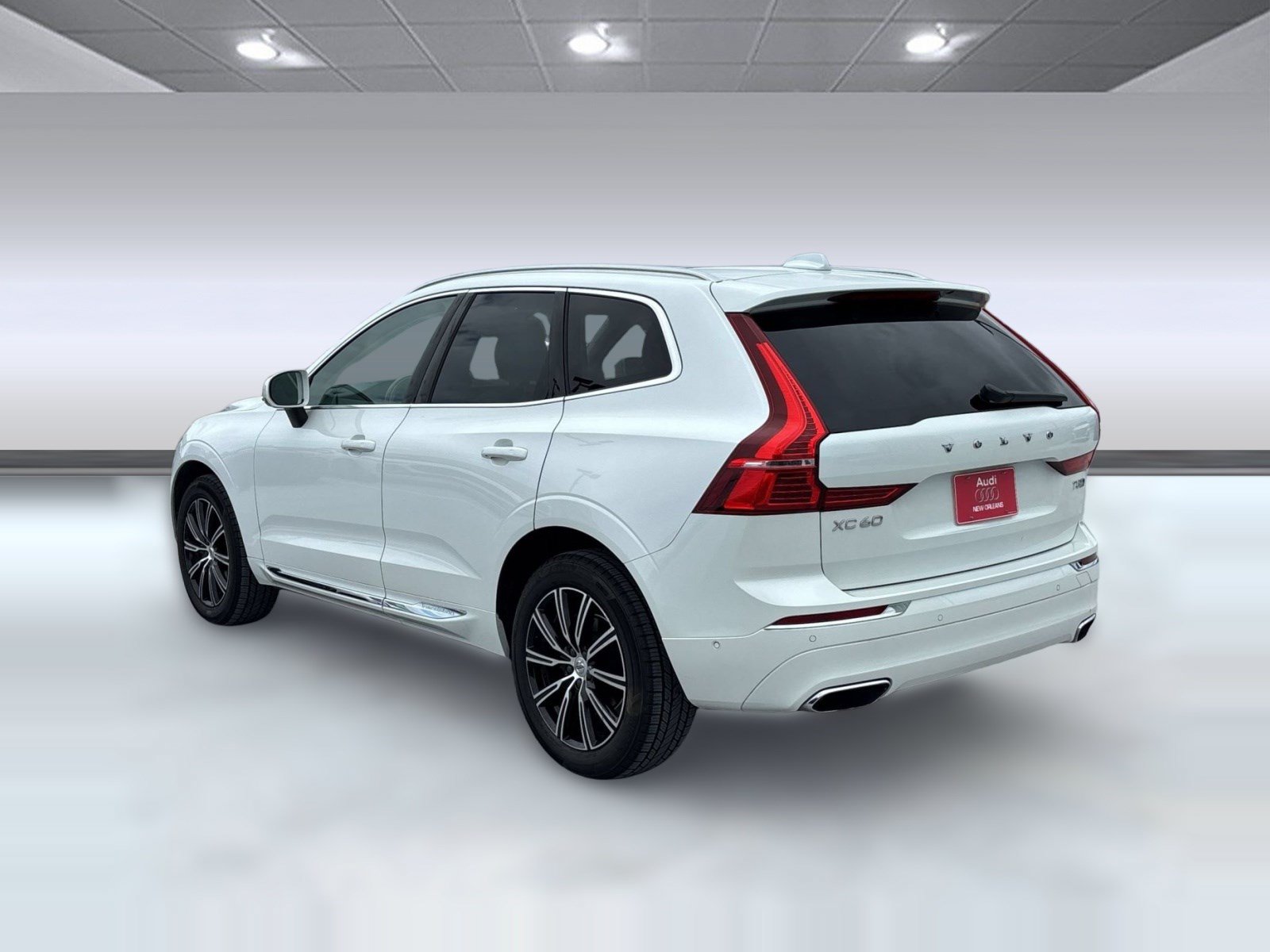 Used 2019 Volvo XC60 T5 Inscription AWD/4WD image 3