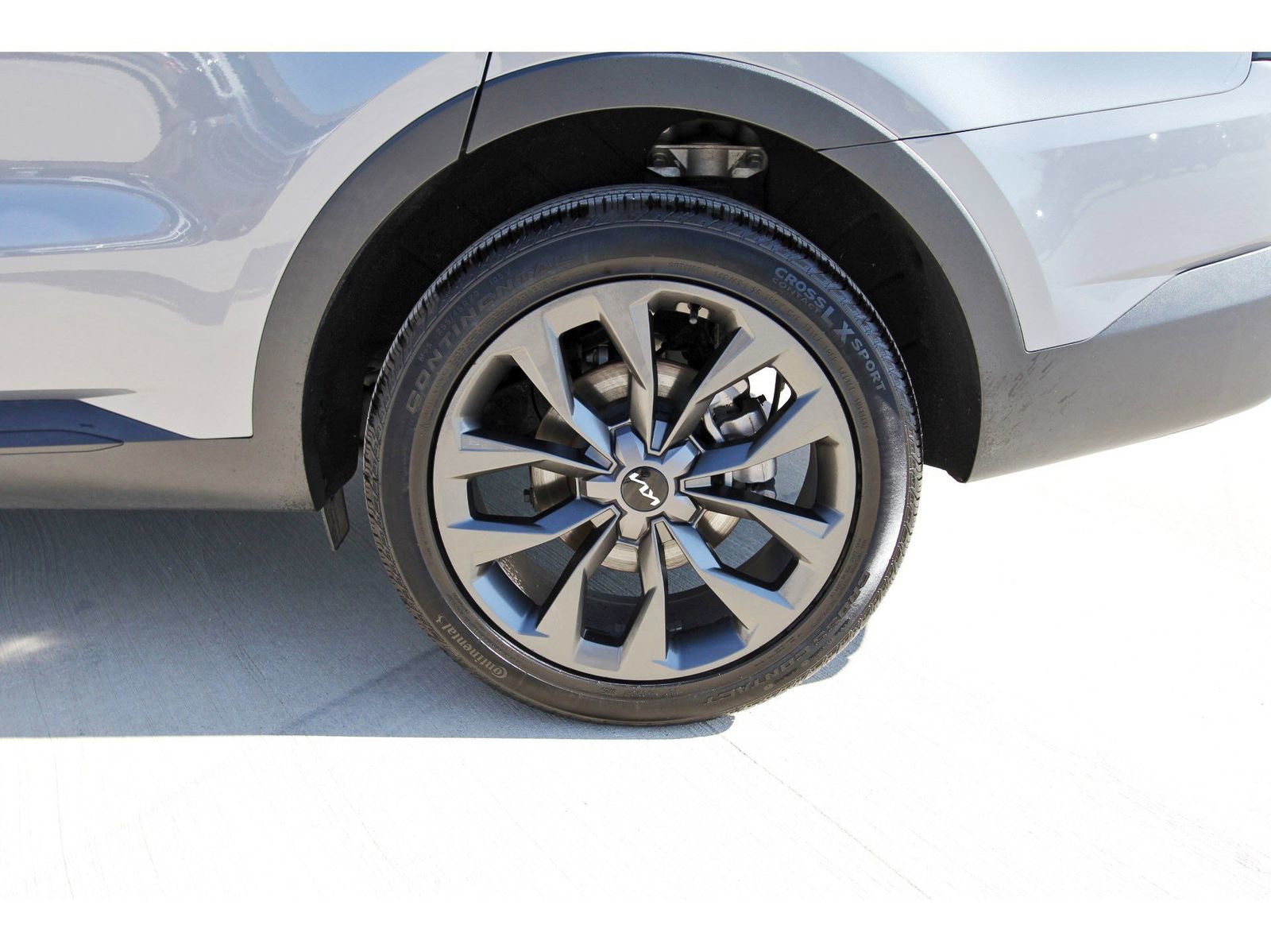 Used 2023 Kia Sorento X-Line EX image 32