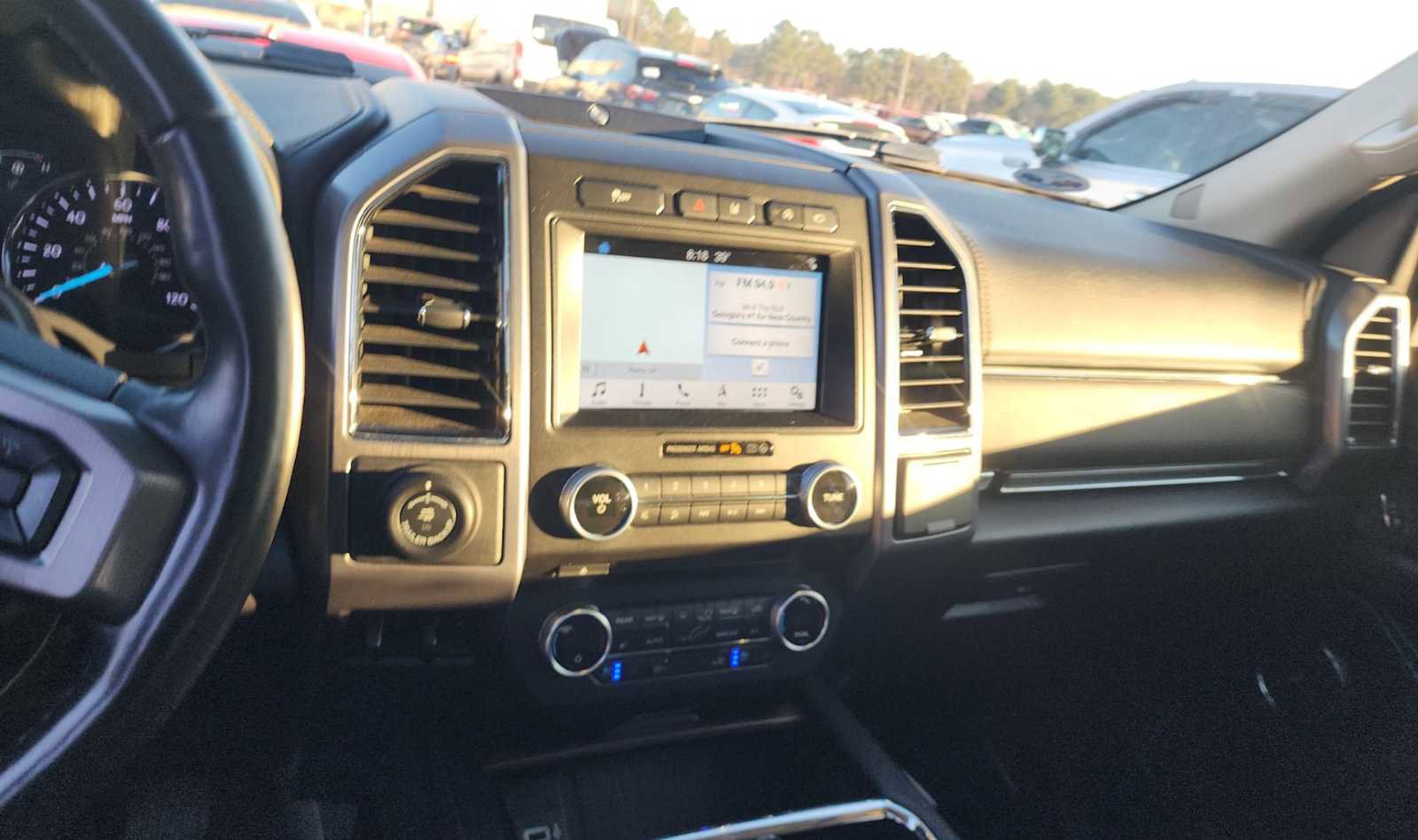 Used 2018 Ford Expedition Platinum image 16