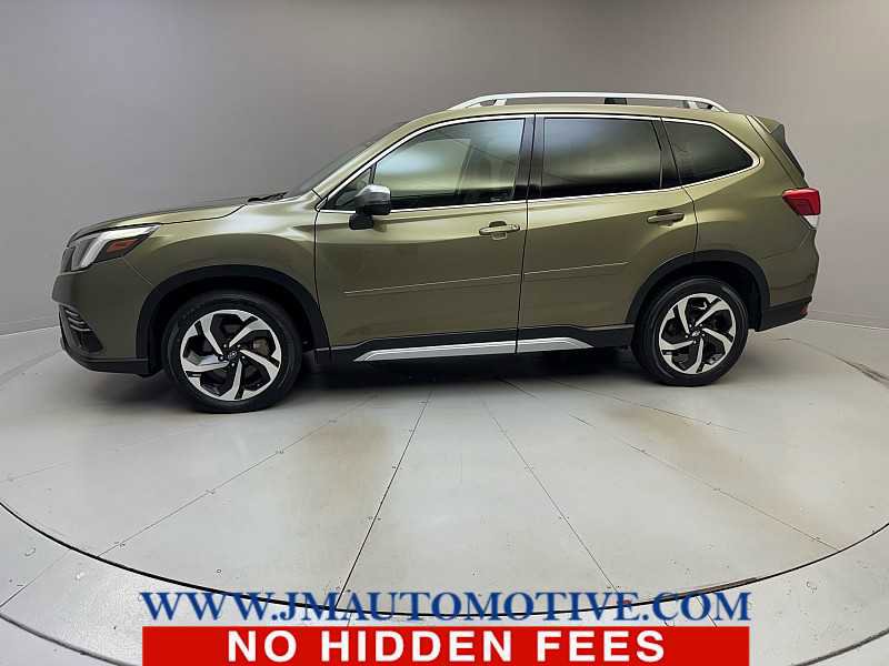 Used 2022 Subaru Forester Touring image 2