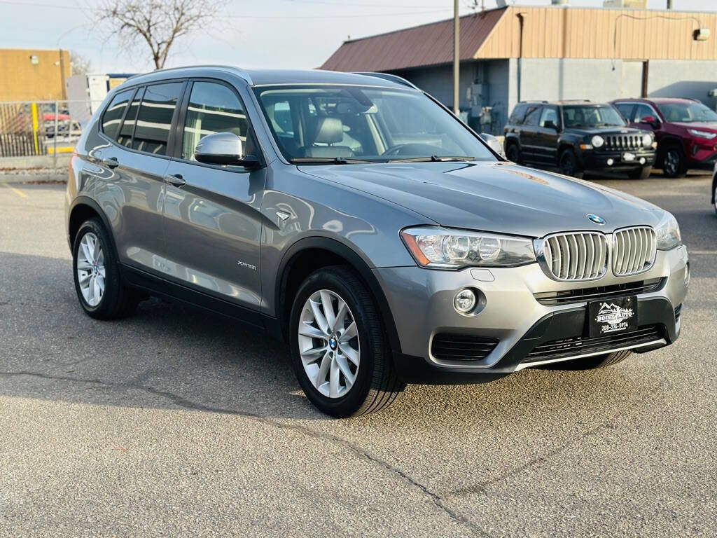 Used 2017 BMW X3 xDrive28i AWD/4WD image 1