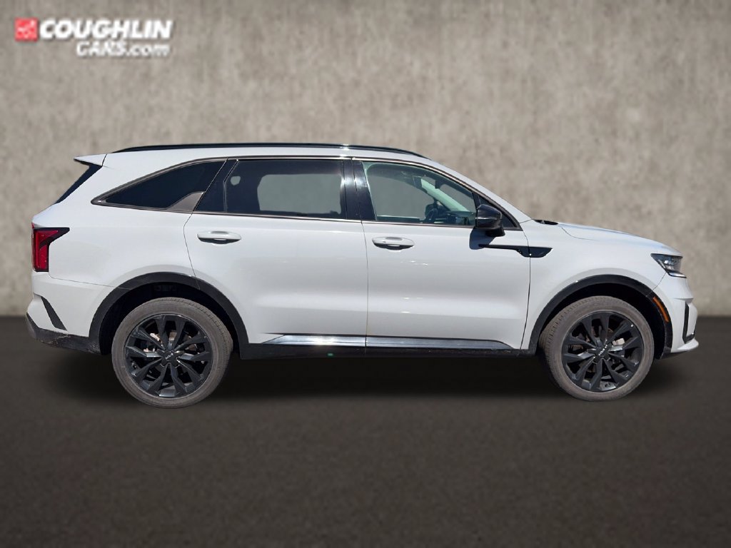 Used 2023 Kia Sorento SX AWD/4WD image 11
