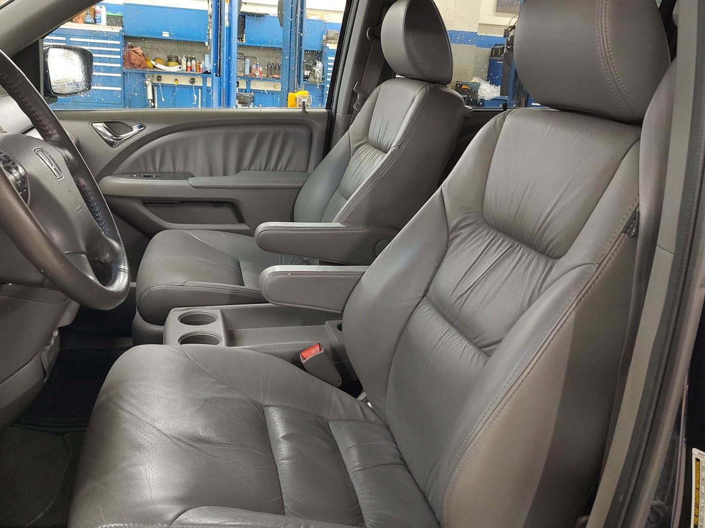 Used 2008 Honda Odyssey EX-L image 2