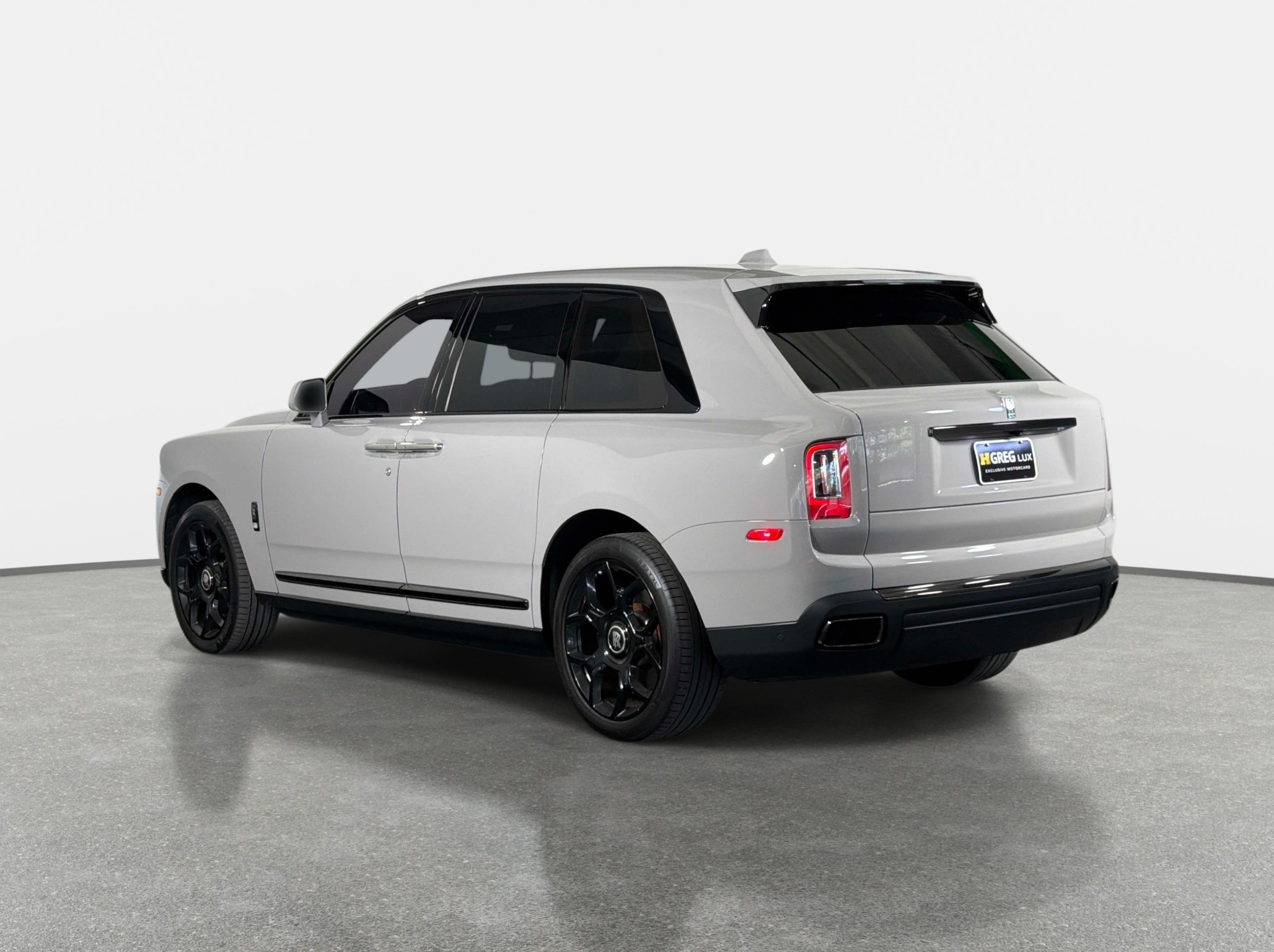 Used 2024 Rolls-Royce Cullinan Black Badge AWD/4WD image 8