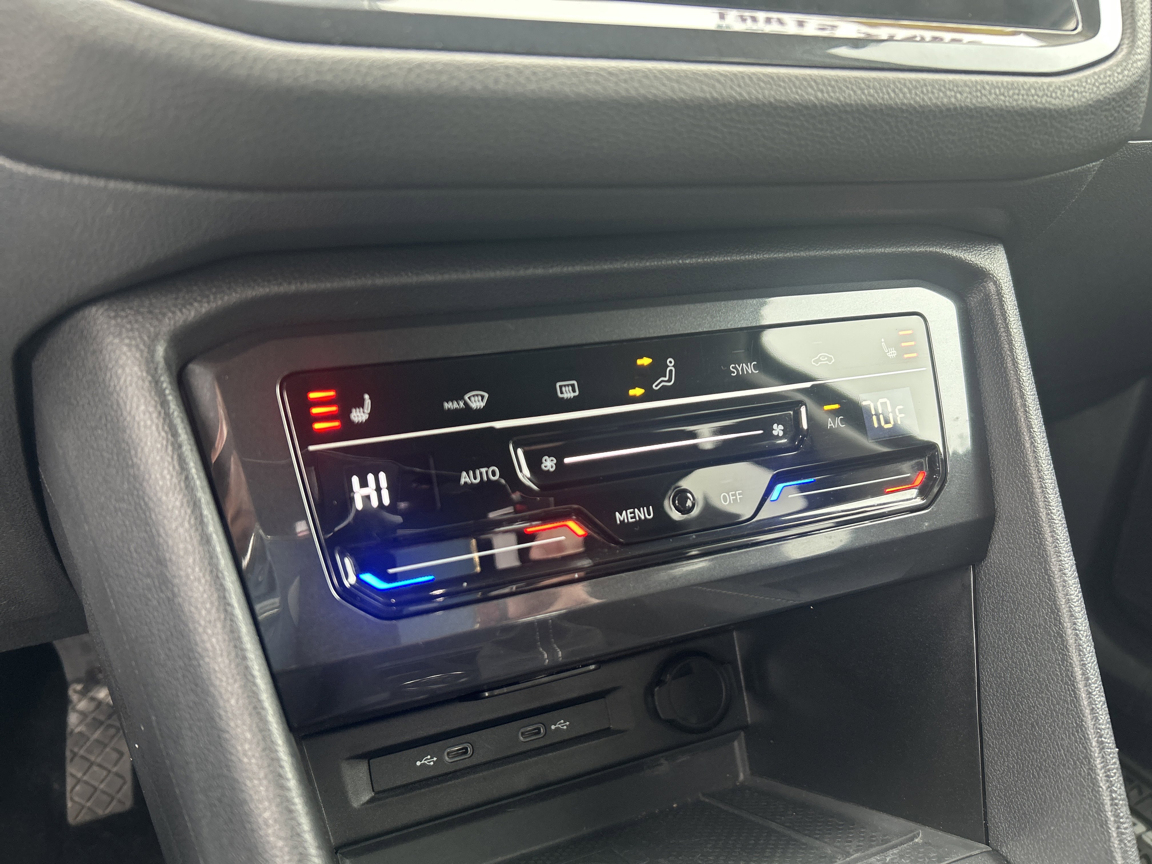 Used 2024 Volkswagen Tiguan SE image 20