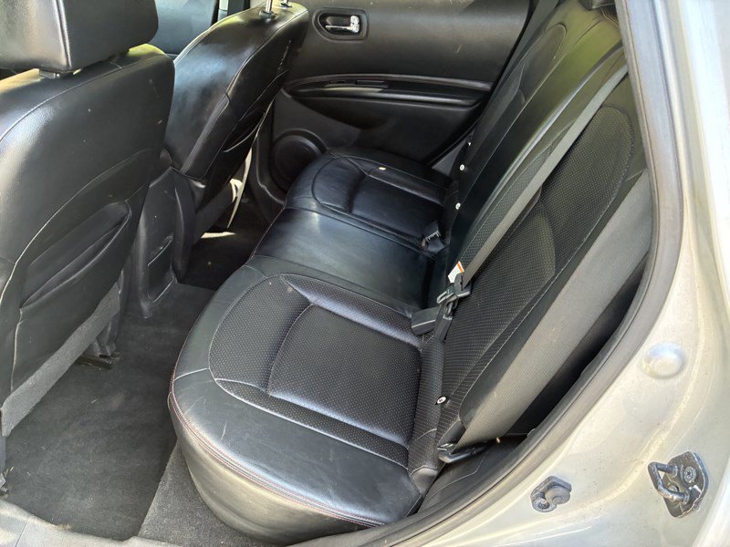 Used 2013 Nissan Rogue SL AWD/4WD image 11