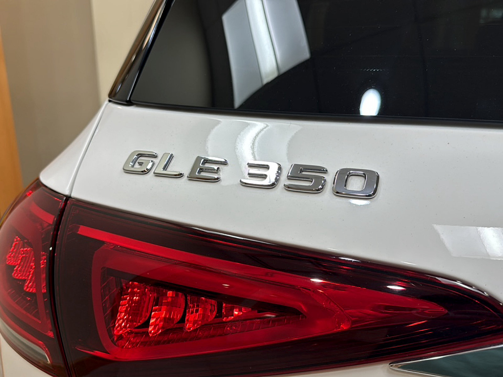 Certified 2023 Mercedes-Benz GLE 350 4MATIC image 28