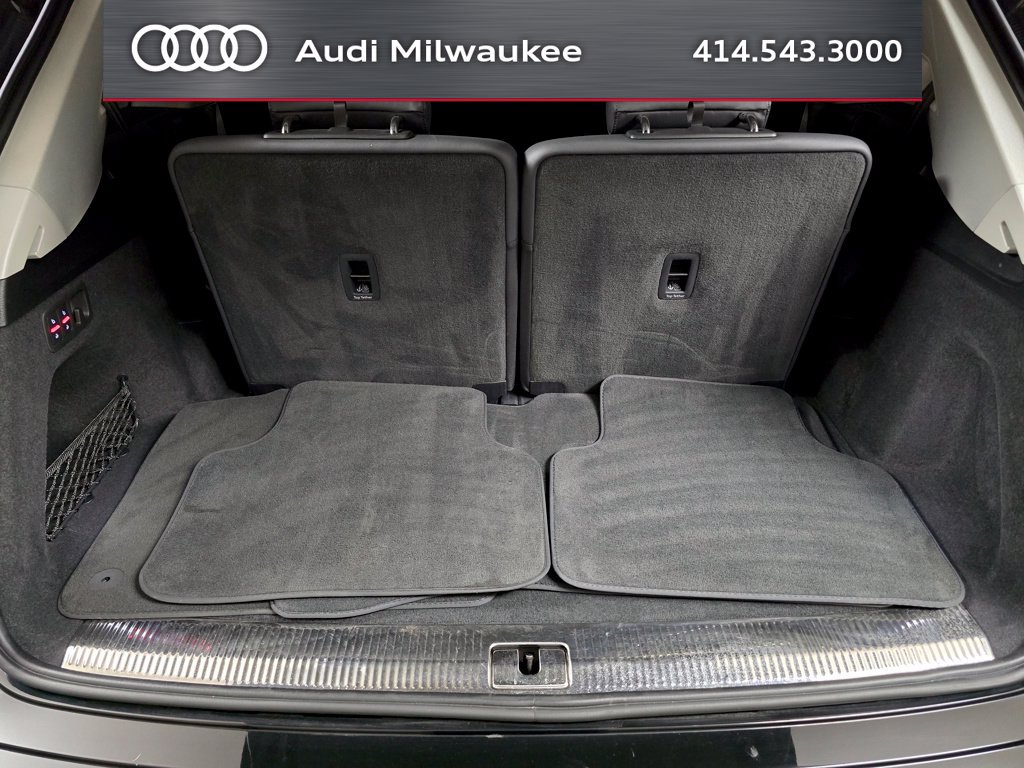Used 2023 Audi Q7 2.0T Premium w/ Convenience Package AWD/4WD image 11