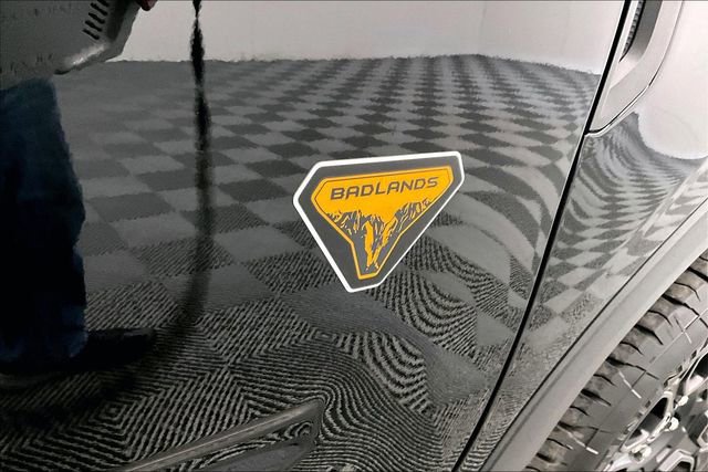 Used 2025 Ford Bronco Sport Badlands image 11