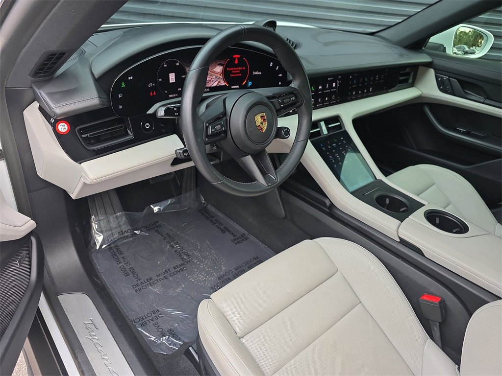 Certified 2023 Porsche Taycan 4S image 4
