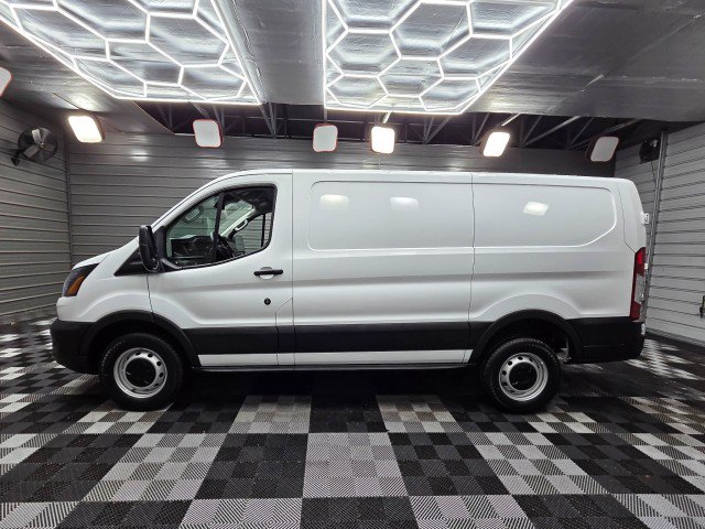 Used 2024 Ford Transit 250 Low Roof w/ Load Area Protection Package RWD image 9