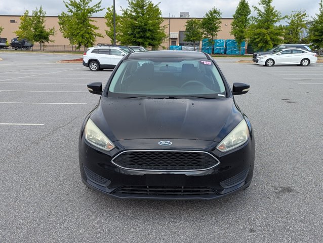 Used 2015 Ford Focus SE FWD image 2