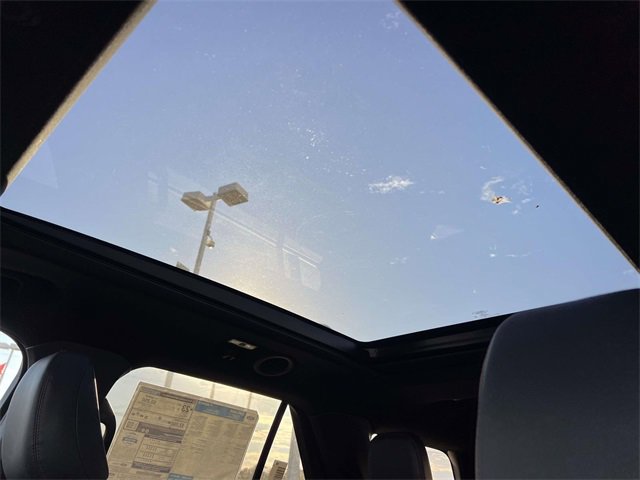 New 2026 Ford Explorer ST-Line w/ ST-Line Street Pack image 24