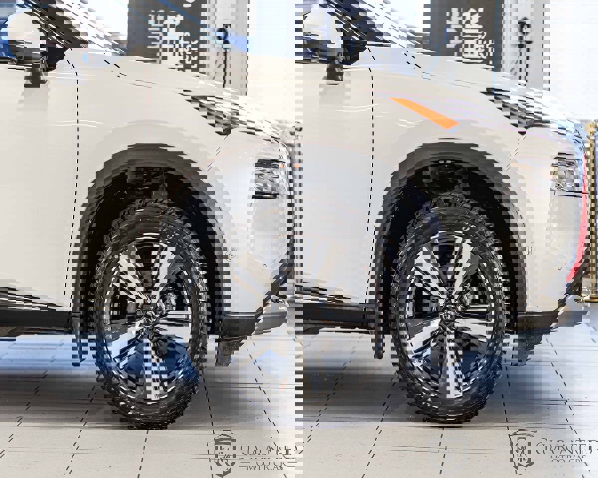 Used 2022 Nissan Rogue Platinum w/ Head-Up Display Package image 11