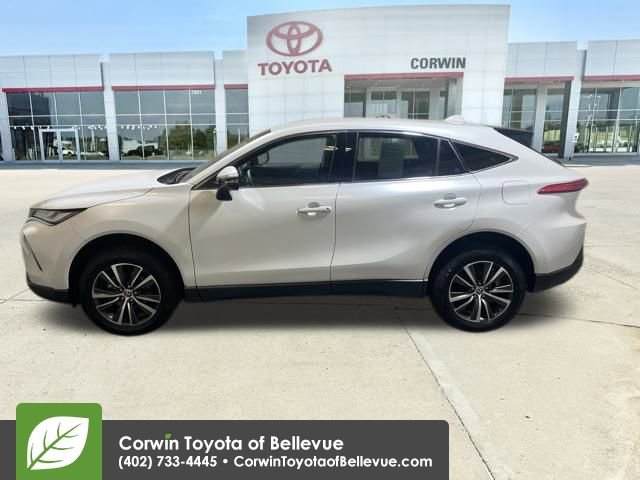 Certified 2023 Toyota Venza LE video 2