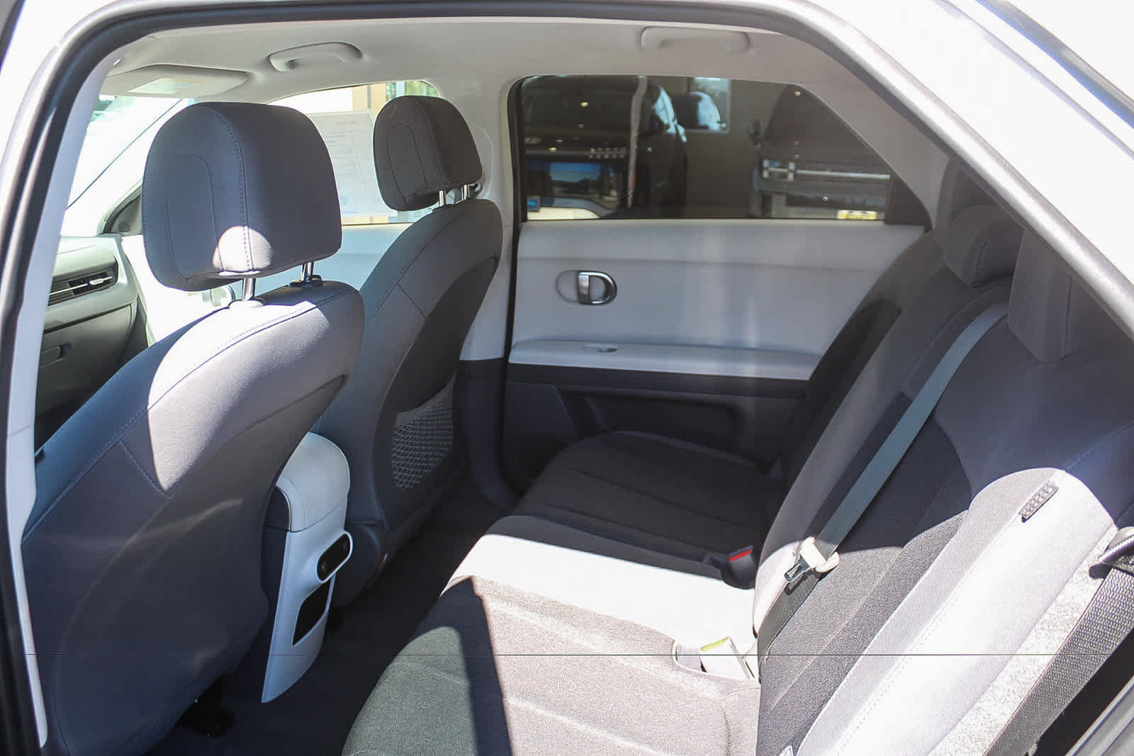 Certified 2024 Hyundai Ioniq 5 SEL RWD image 23