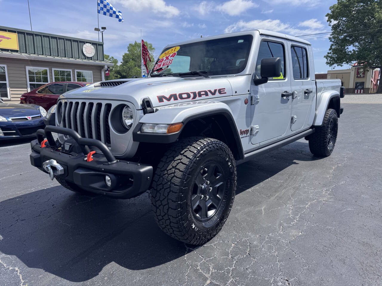 Used 2023 Jeep Gladiator Mojave w/ Trailer Tow Package AWD/4WD image 3