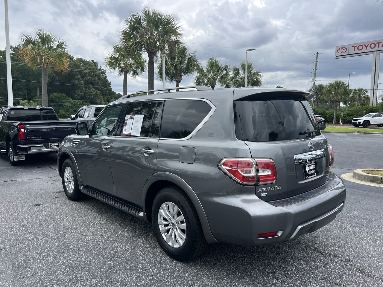 Used 2019 Nissan Armada SV w/ Driver Package RWD image 8