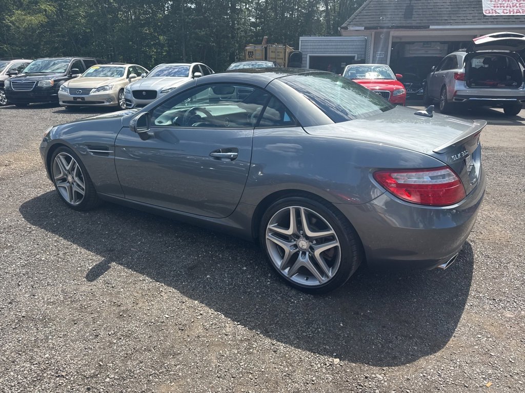 Used 2016 Mercedes-Benz SLK 300 image 16