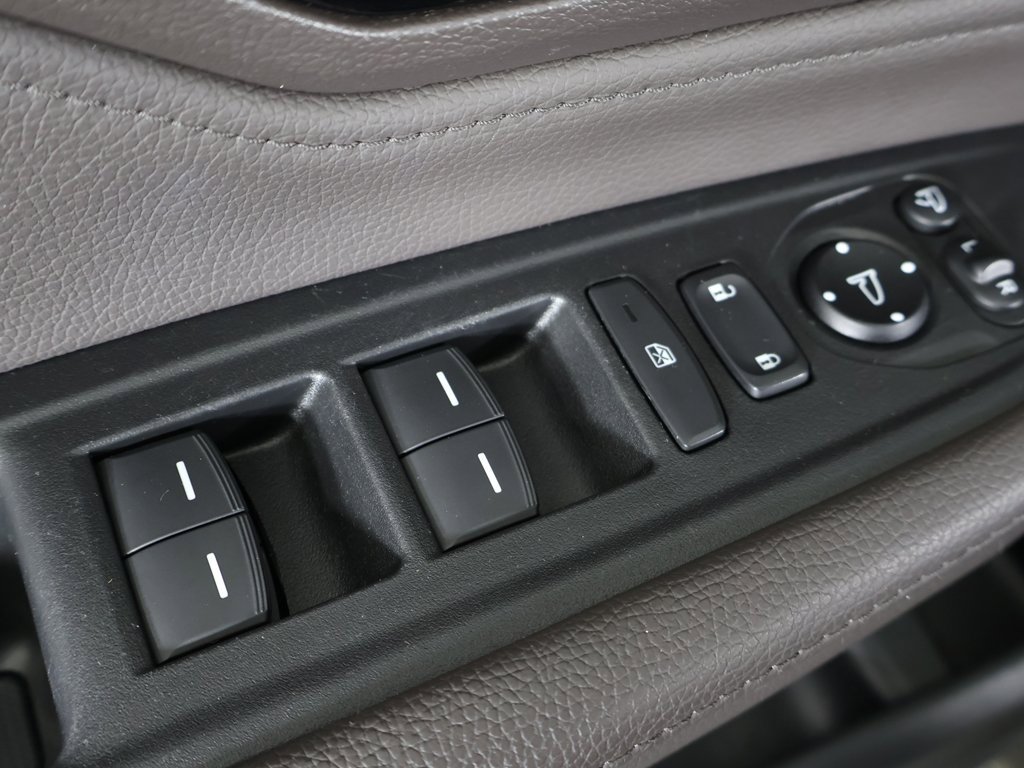 Used 2018 Honda Odyssey Elite image 46