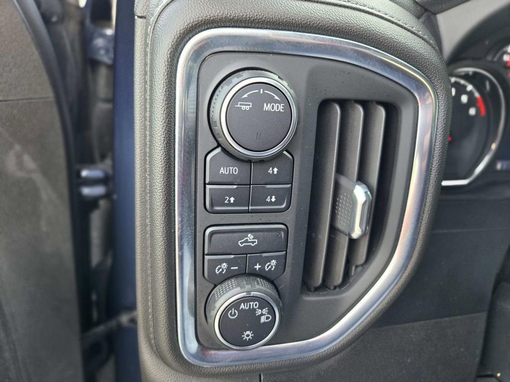 Used 2022 Chevrolet Silverado 1500 LT image 35