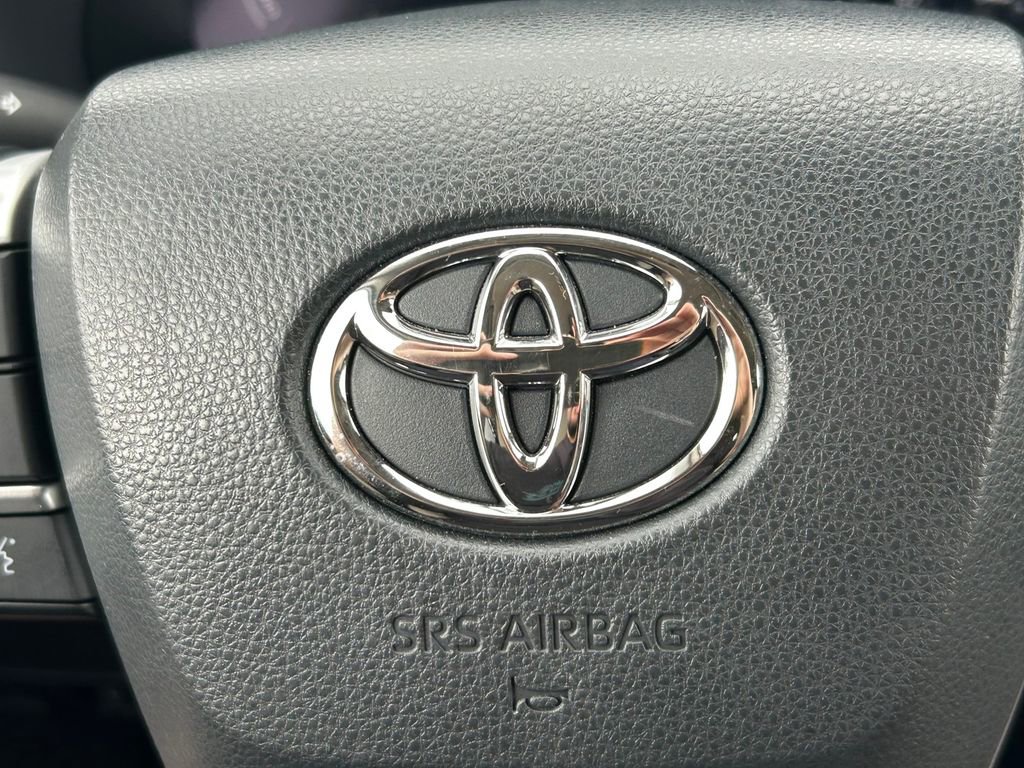Used 2023 Toyota Highlander Platinum image 46