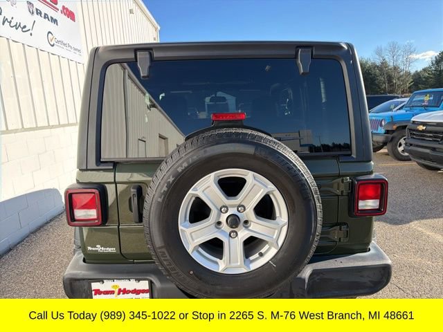 Used 2022 Jeep Wrangler Sport image 10