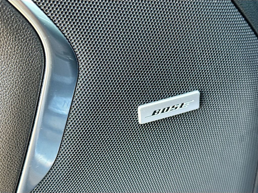 Used 2023 Chevrolet Suburban LT image 18