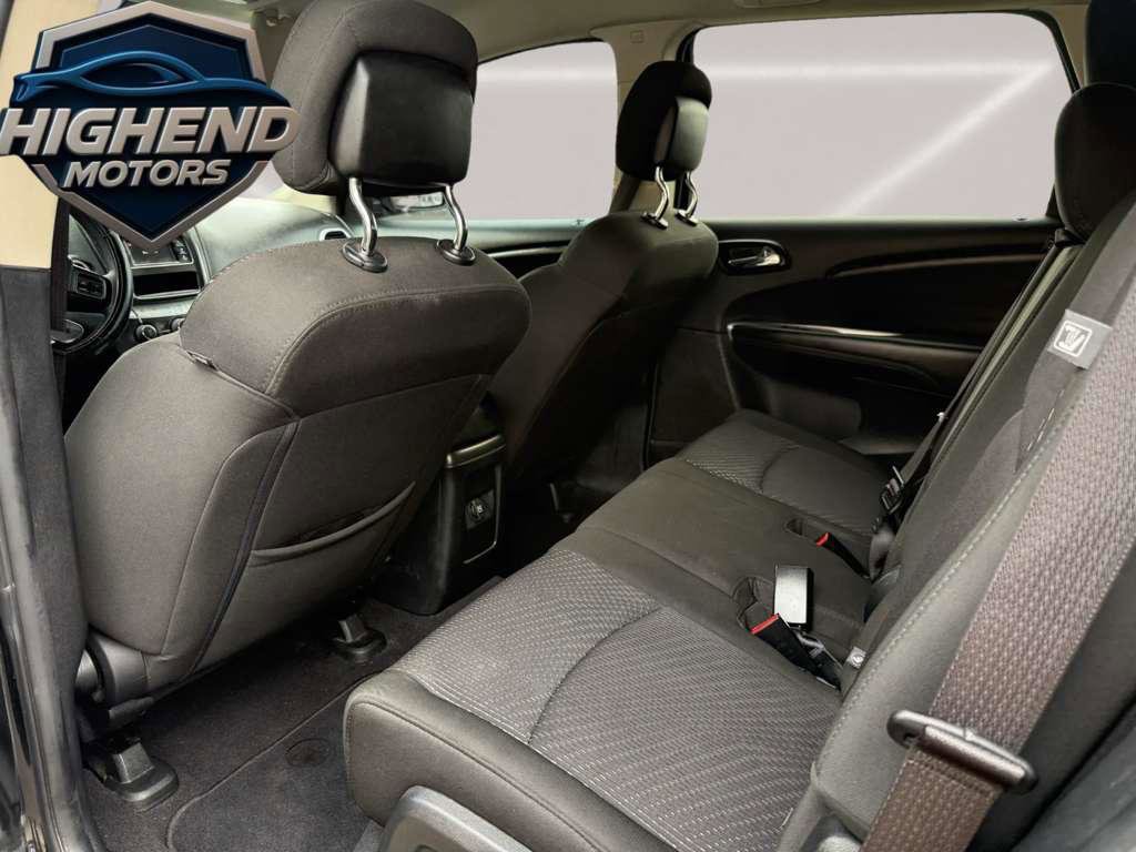 Used 2019 Dodge Journey SE image 15