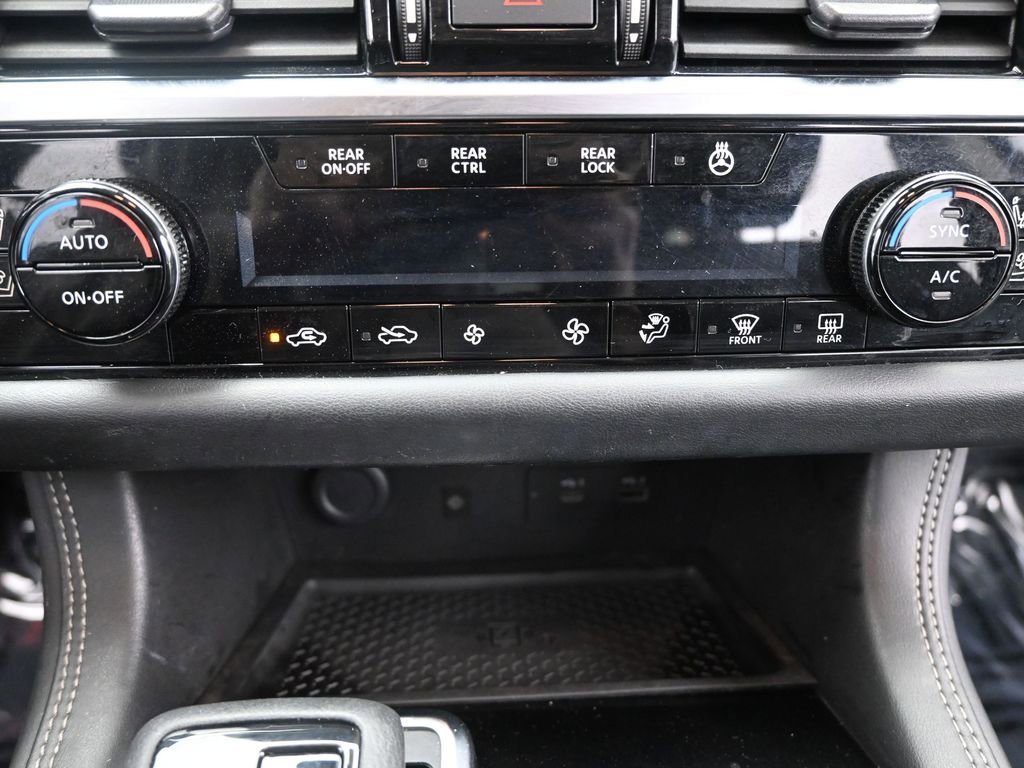 Used 2022 Nissan Pathfinder Platinum w/ Cargo Package image 36